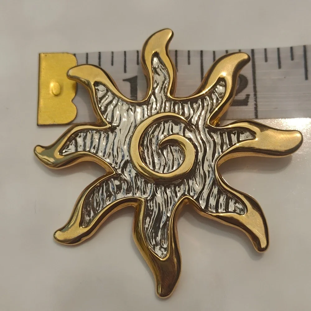 Two Tone Celestial Sun Brooch Gold Tone Swirl Silver Spiral Sunburst Pin 2.25